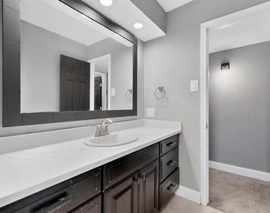 3675 Rickshaw Drive - Photo Thumbnail 21