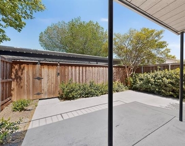 3675 Rickshaw Drive - Photo Thumbnail 28