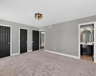 3675 Rickshaw Drive - Photo Thumbnail 14