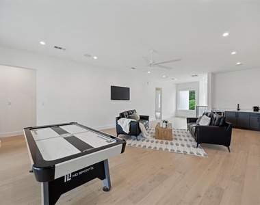 3815 Hawick Lane - Photo Thumbnail 24