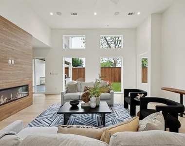 3815 Hawick Lane - Photo Thumbnail 12