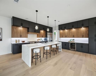 3815 Hawick Lane - Photo Thumbnail 7
