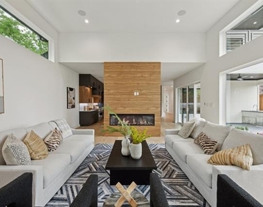 3815 Hawick Lane - Photo Thumbnail 13