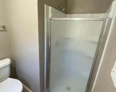 1502 Daffan Avenue - Photo Thumbnail 16