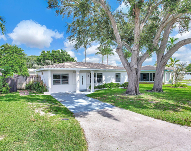 261 Ne 45th Street - Photo Thumbnail 48