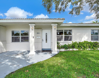 261 Ne 45th Street - Photo Thumbnail 44