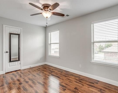 4203 Aspen Grove Court - Photo Thumbnail 12