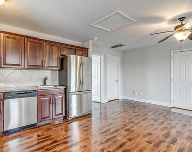 4203 Aspen Grove Court - Photo Thumbnail 9