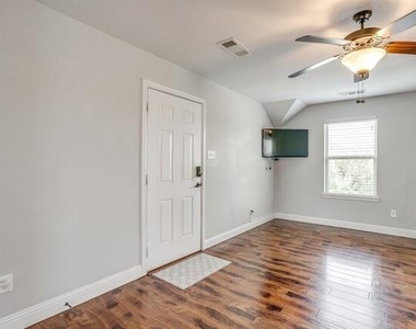 4203 Aspen Grove Court - Photo Thumbnail 4
