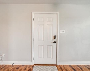 4203 Aspen Grove Court - Photo Thumbnail 3