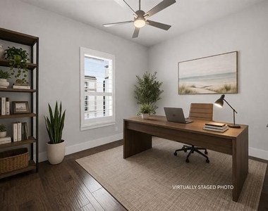 7812 Merit Lane - Photo Thumbnail 18