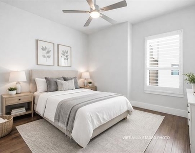 7812 Merit Lane - Photo Thumbnail 16