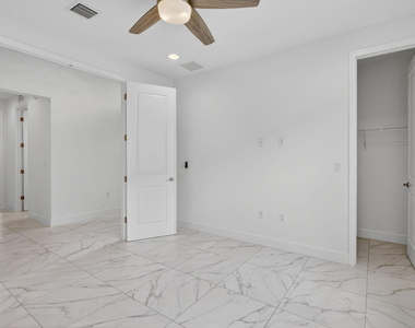 11765 Sw Poseidon Way - Photo Thumbnail 22