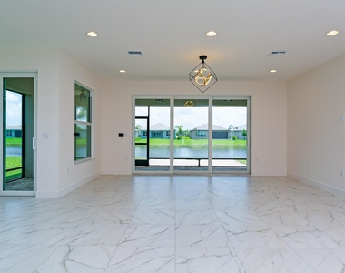 11765 Sw Poseidon Way - Photo Thumbnail 4