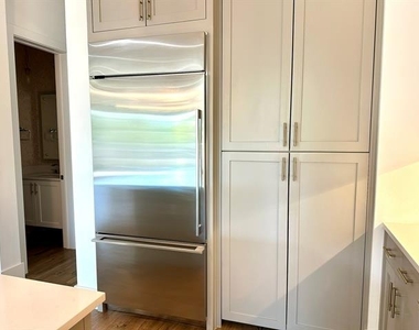 6108 Preserve Drive - Photo Thumbnail 5