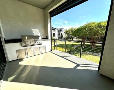 6108 Preserve Drive - Photo Thumbnail 7
