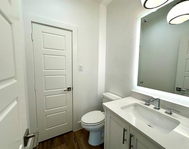 6108 Preserve Drive - Photo Thumbnail 17