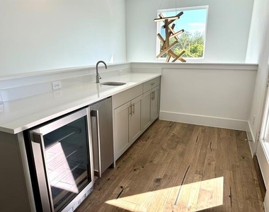 6108 Preserve Drive - Photo Thumbnail 15