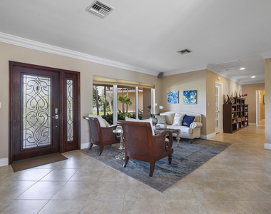 1925 Coral Gardens Drive - Photo Thumbnail 2
