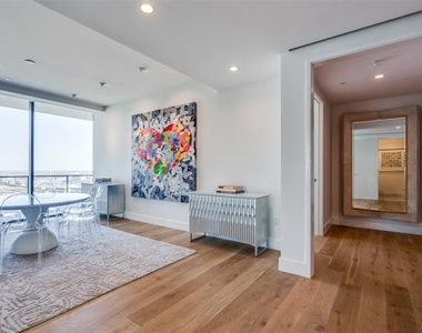 7901 Windrose Avenue - Photo Thumbnail 15