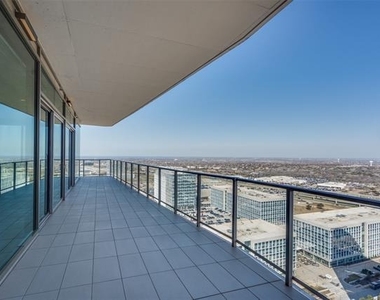 7901 Windrose Avenue - Photo Thumbnail 29