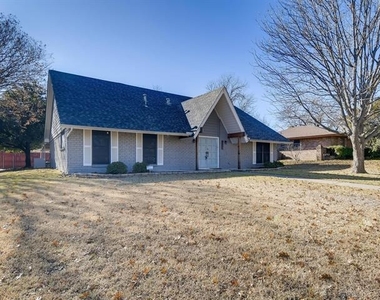1724 Westridge - Photo Thumbnail 9