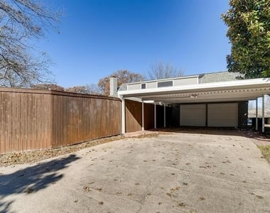 1724 Westridge - Photo Thumbnail 32
