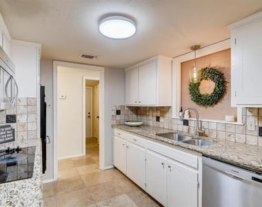 1724 Westridge - Photo Thumbnail 13