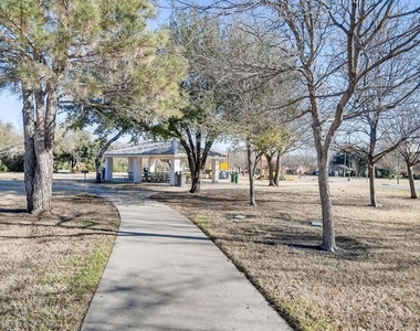 1724 Westridge - Photo Thumbnail 33