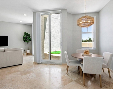 255 Evernia Street - Photo Thumbnail 15