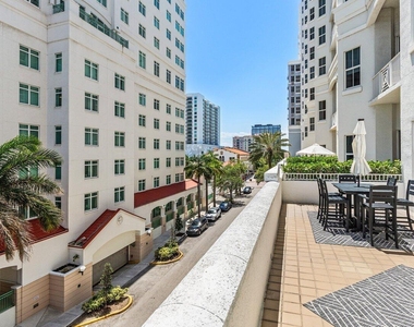 255 Evernia Street - Photo Thumbnail 22