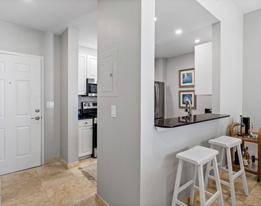 255 Evernia Street - Photo Thumbnail 5