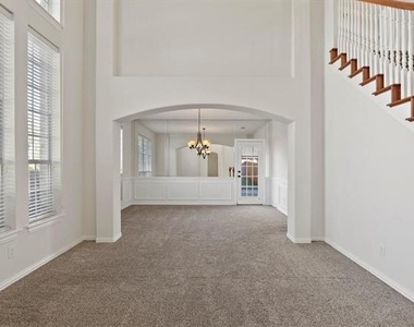 1313 Bradbury Drive - Photo Thumbnail 2