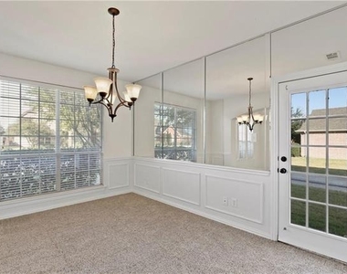 1313 Bradbury Drive - Photo Thumbnail 4