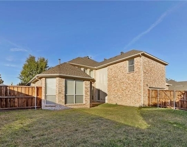 1313 Bradbury Drive - Photo Thumbnail 30