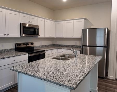 2105 Burnwood Street - Photo Thumbnail 2