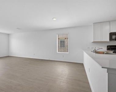 2021 Derby Lane - Photo Thumbnail 3