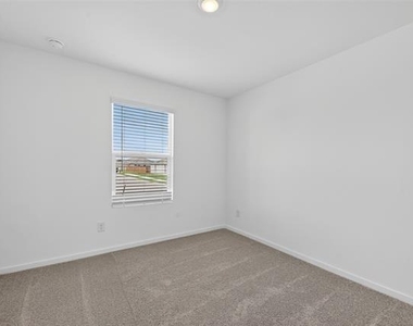 2021 Derby Lane - Photo Thumbnail 11