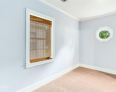 204 Leo Avenue - Photo Thumbnail 25