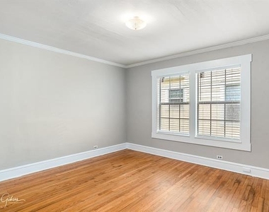 204 Leo Avenue - Photo Thumbnail 24