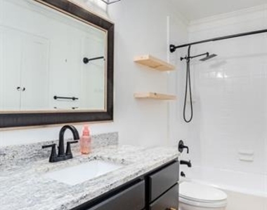 204 Leo Avenue - Photo Thumbnail 22