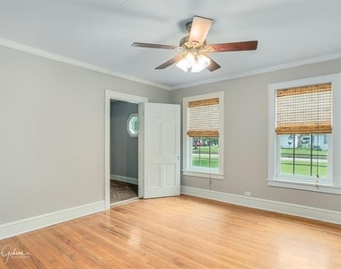 204 Leo Avenue - Photo Thumbnail 27