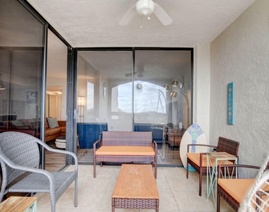 1915 Lavers Circle - Photo Thumbnail 37