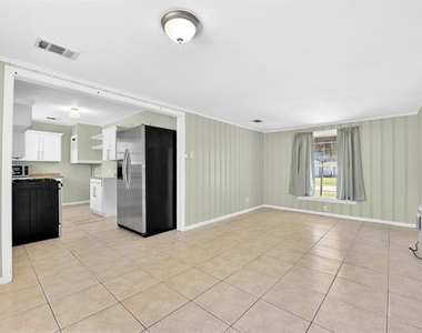 10922 Castolon Drive - Photo Thumbnail 18