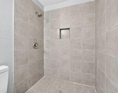 10922 Castolon Drive - Photo Thumbnail 14