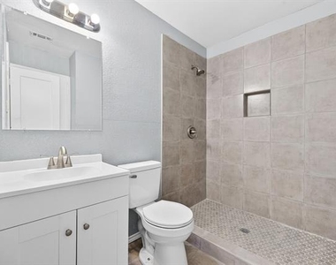 10922 Castolon Drive - Photo Thumbnail 13