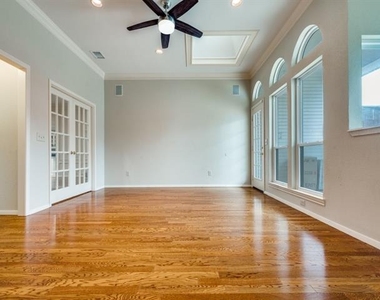 1728 Tawakoni Lane - Photo Thumbnail 4
