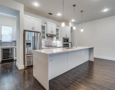 3023 Clamath Drive - Photo Thumbnail 1