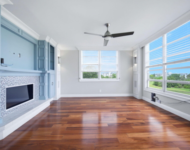 2901 S Palm Aire Drive - Photo Thumbnail 11