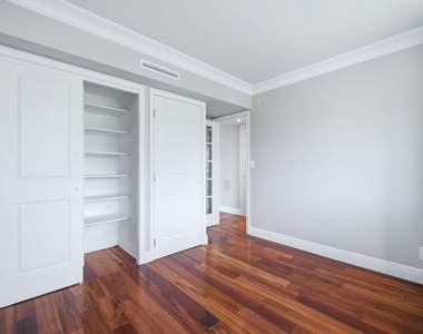 2901 S Palm Aire Drive - Photo Thumbnail 16